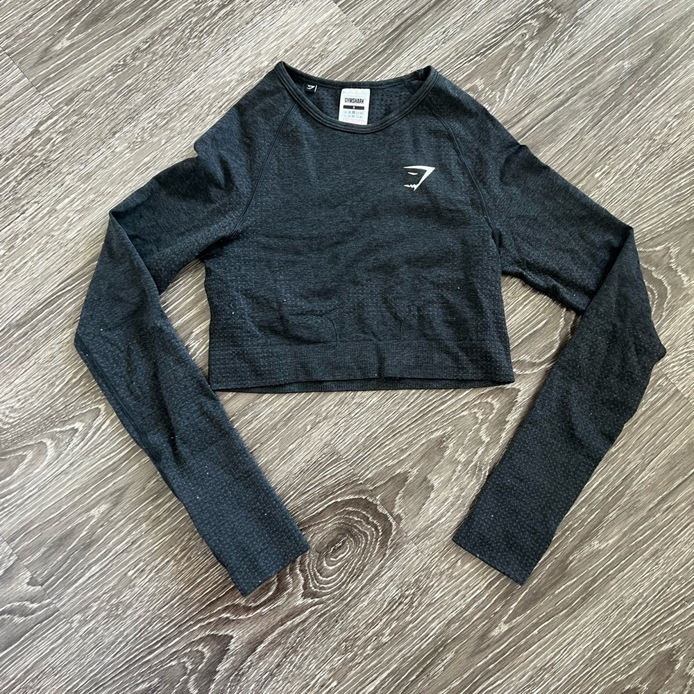 Gymshark black dark grey women’s long sleeve crop top